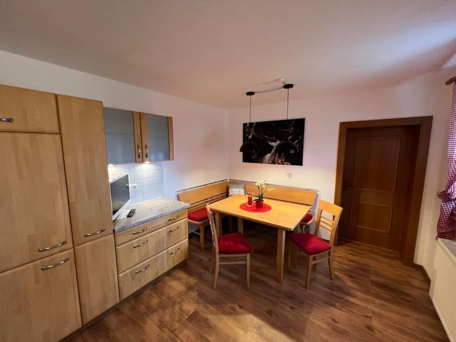 Ferienwohnung Steinbock Terrasse, Gartensauna, Garten, Grillplatz Штумм Экстерьер фото